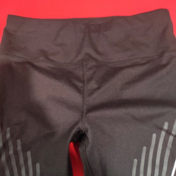 ACX Active 3/4 leggings black with graphic design women's size S - Picture 4 of 6